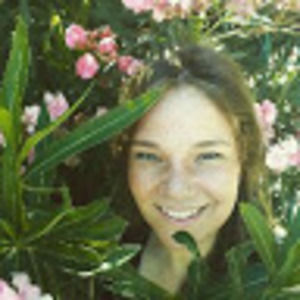 Meet your Posher, Holly